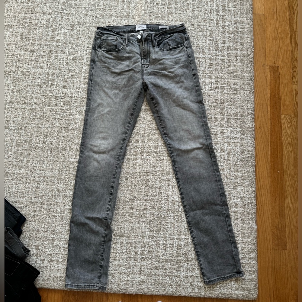 FRAME jeans